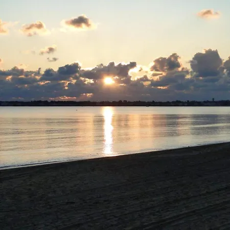 Appartement d'une chambre a La Baule Escoublac a 10 m de la plage avec vue sur la mer balcon amenage et wifi