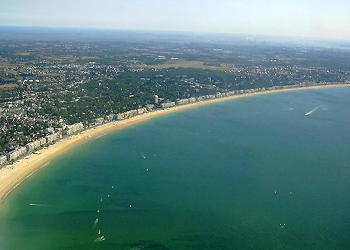Apartment Charmant Appartement A La Baule 67 M² Vue Jardin Et Mer